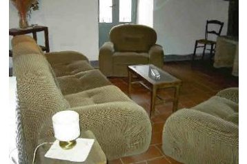 Italia Privát Trassilico, Esterno